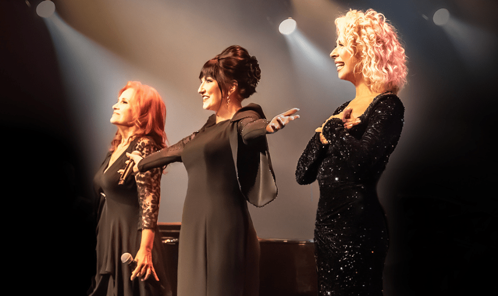 Trois des plus belles voix du Québec, Joe Bocan, Marie Carmen et Marie Denise Pelletier, se retrouveront de nouveau ensemble sur scène, avec Pour une autre histoire d’un soir,